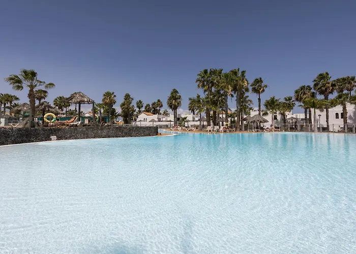 Home2Book Sunny Terrace & Pool Apt In Corralejo Appartement