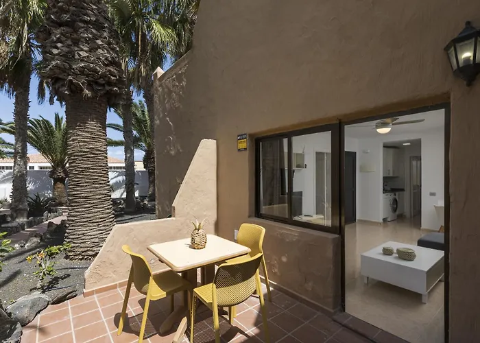 Home2Book Sunny Terrace & Pool Apt In Corralejo 公寓